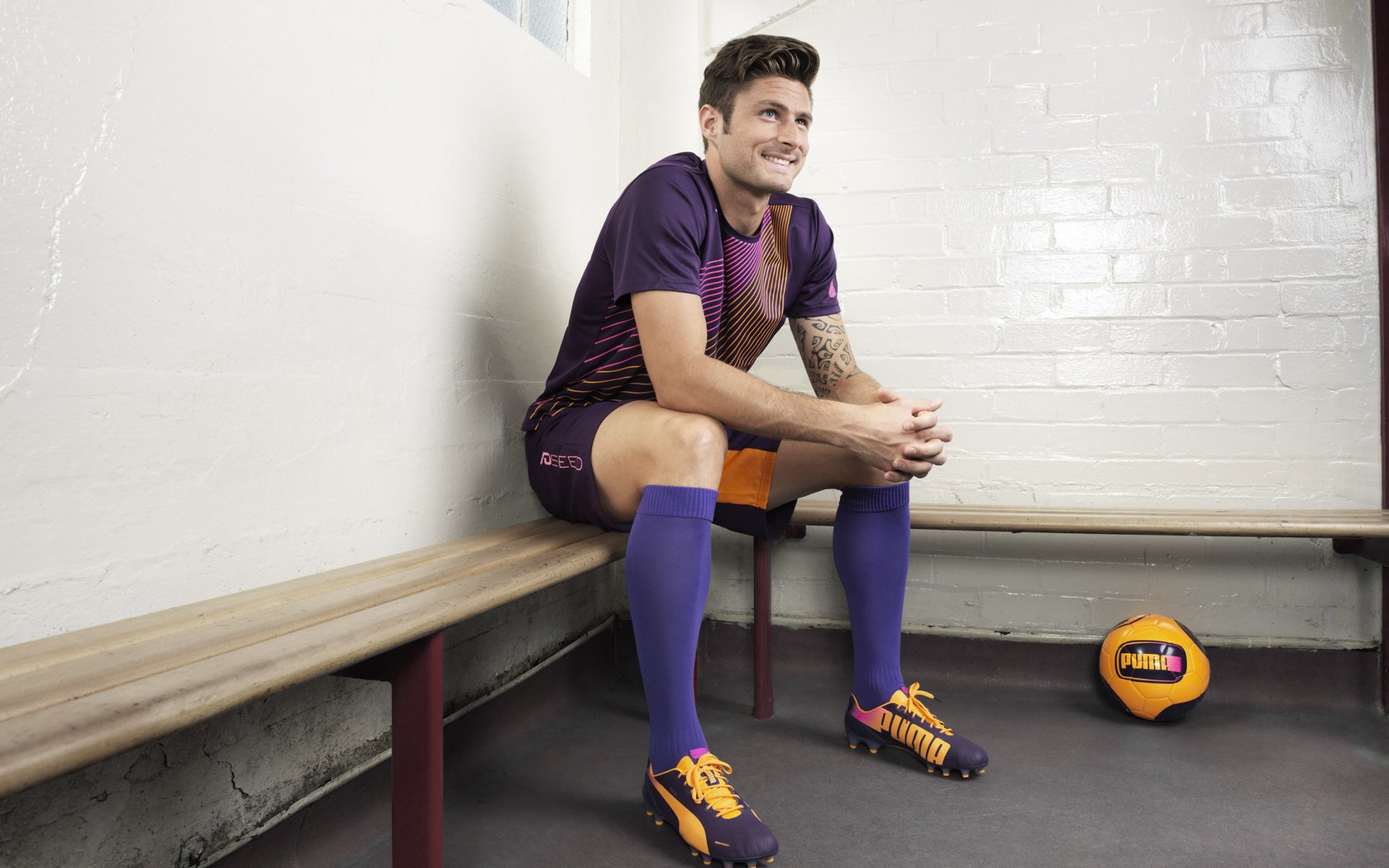 青训球员个人成长手册发布覆盖训练目标学习计划饮食管理,青训球员的定义